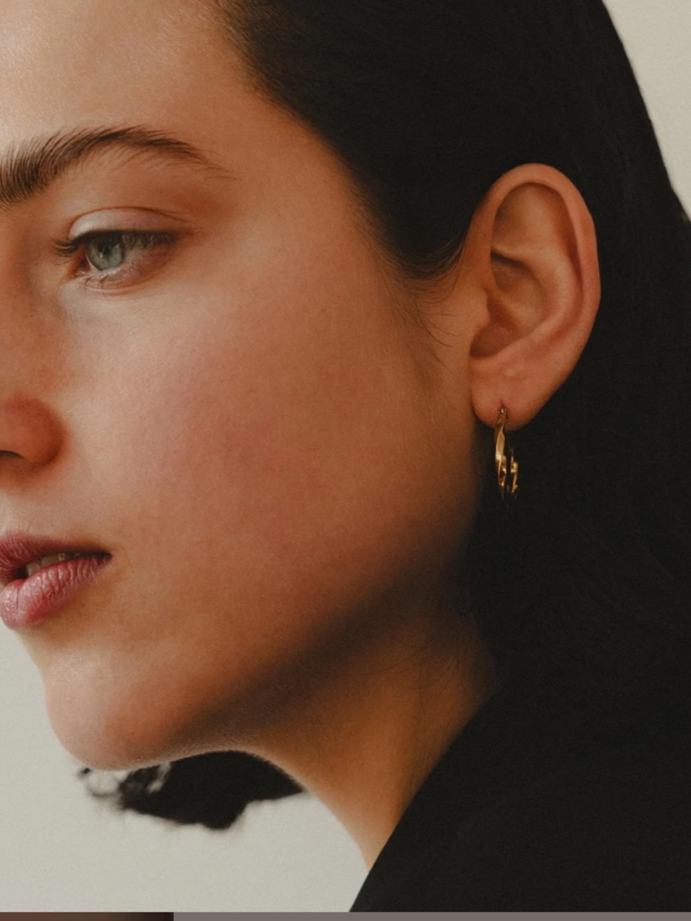 18k solid Gold Twisted Hoop Earrings